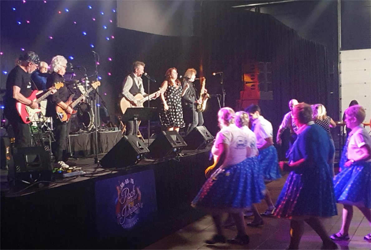 Black Albino�s & Friends boekt u bij www.kwekel-evenementen.nl 