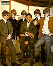 Jan de Hont en de Maskers boekt u bij www.kwekel-evenementen.nl